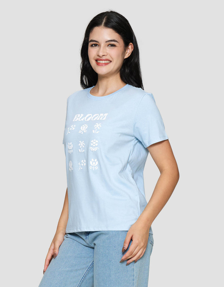 Nevada Reg Comb Pixelated Floral Kaos Lengan Pendek Wanita