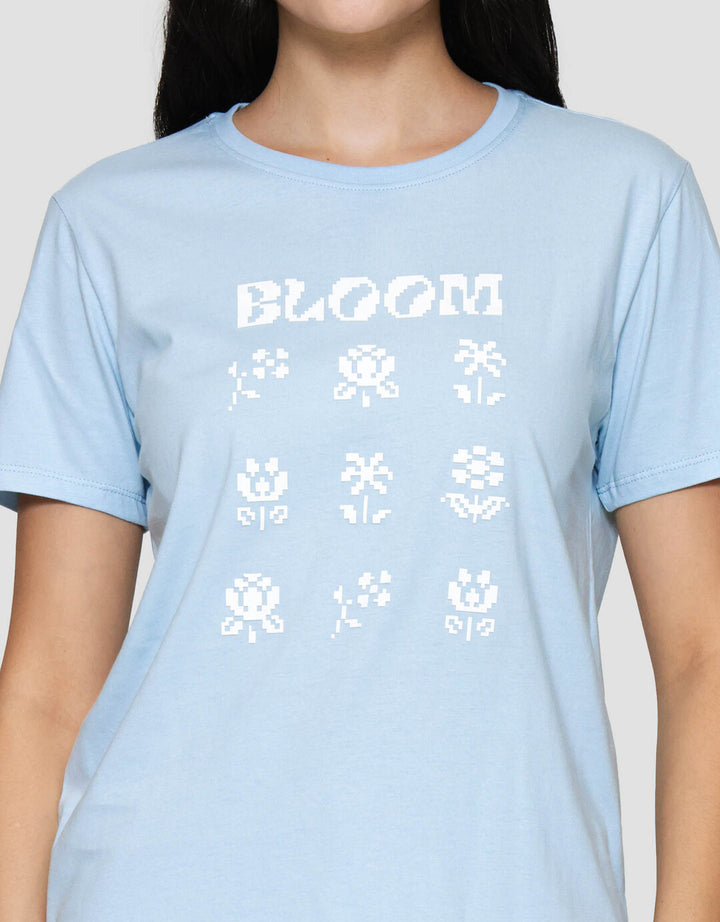 Nevada Reg Comb Pixelated Floral Kaos Lengan Pendek Wanita