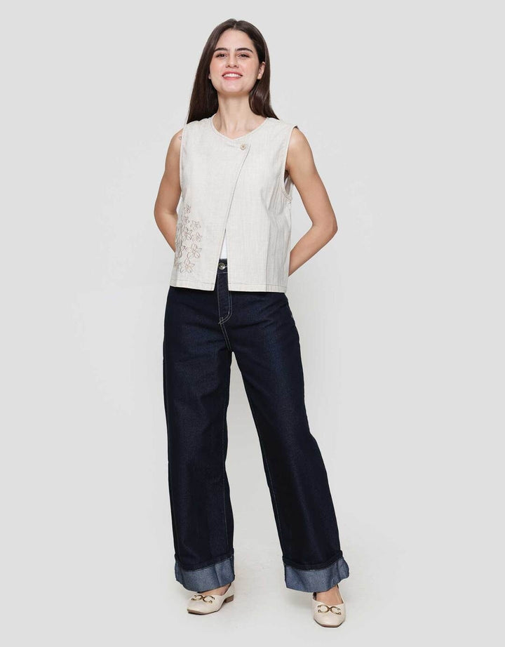 Expand Nyra Vest Wanita