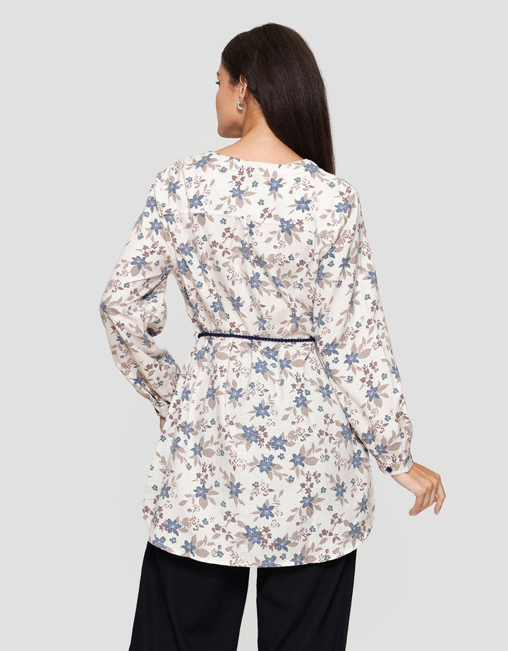 Expand Esther Blouse Wanita