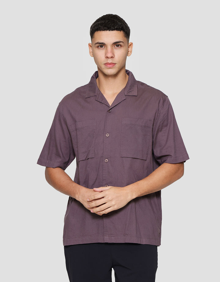 Cole Stripe Camp Colar 2 Pocket Kemeja Lengan Pendek Pria