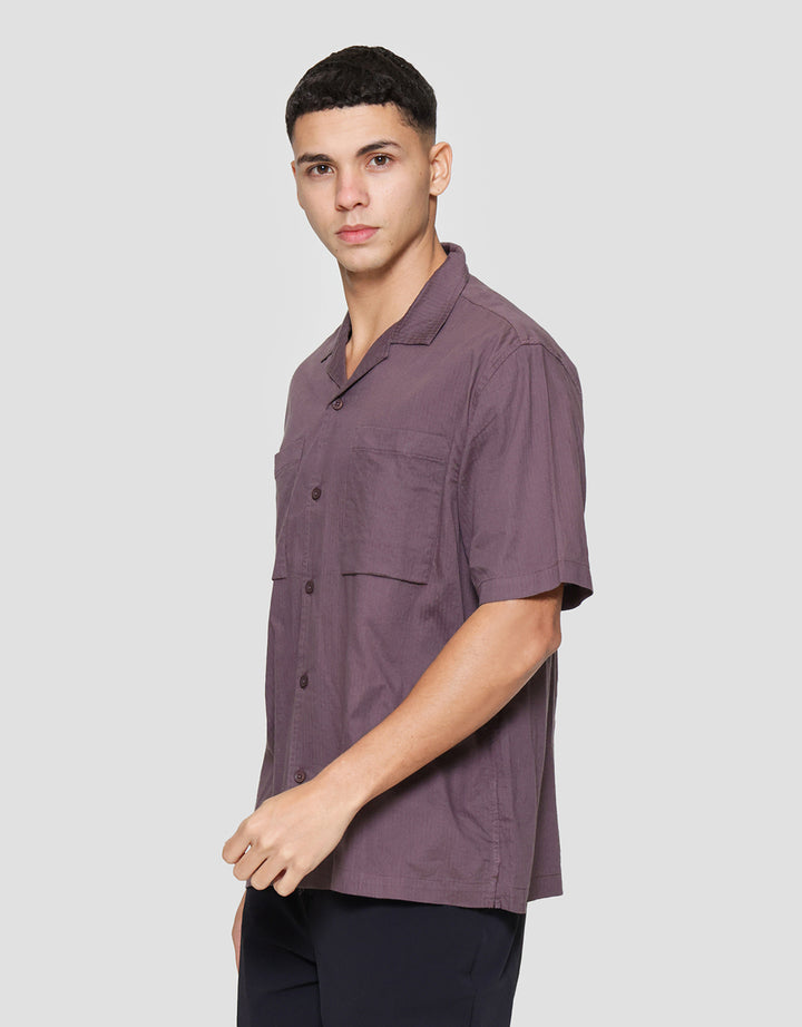 Cole Stripe Camp Colar 2 Pocket Kemeja Lengan Pendek Pria