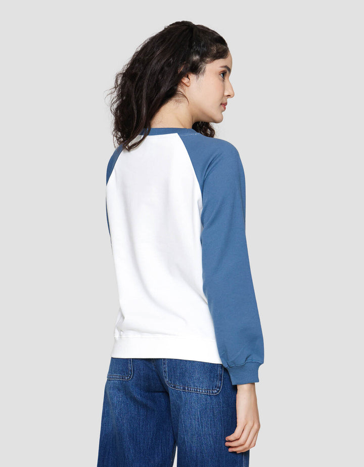 Disney Reguler Raglan Print Stitch Sweater Wanita