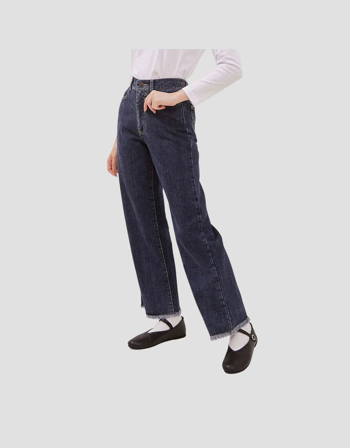 Dust Celana Wide Leg Unfinished Jeans Wanita