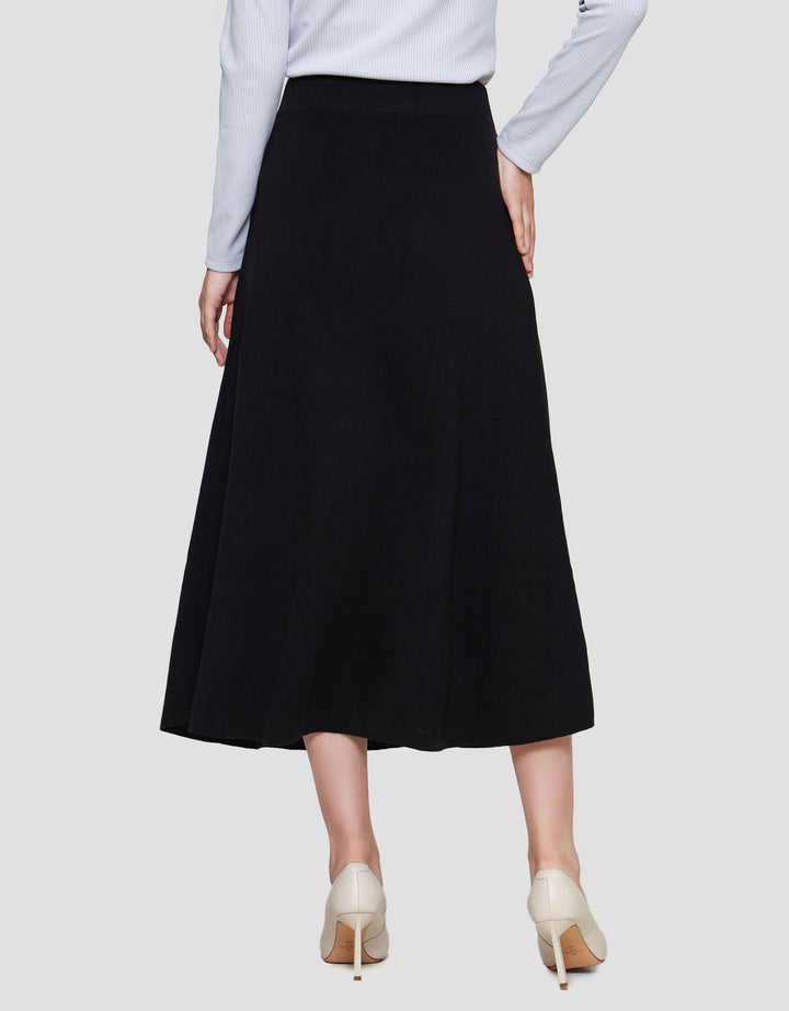 Suko Rok Rajut Wanita