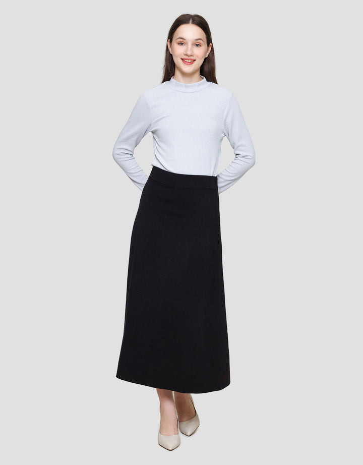 Suko Rok Rajut Wanita