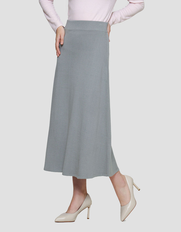 Suko Rok Rajut Wanita