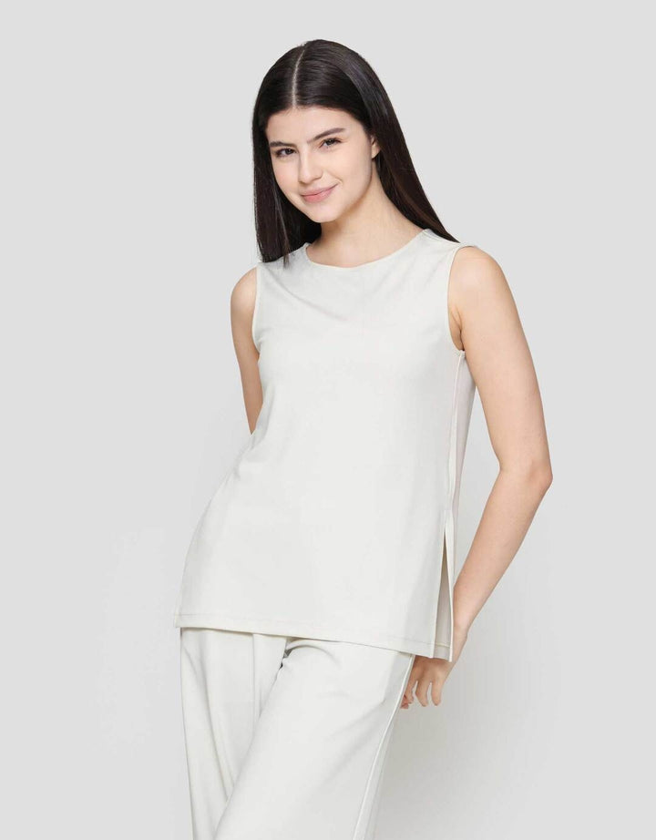 Suko Sleevele With Side Slit Kaos Wanita