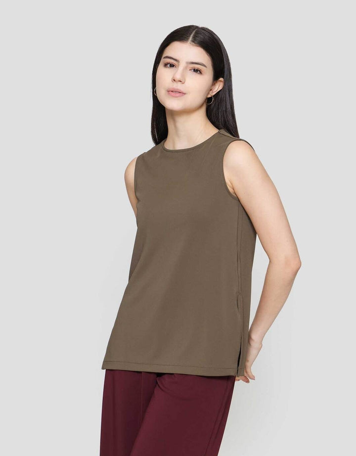 Suko Sleevele With Side Slit Kaos Wanita