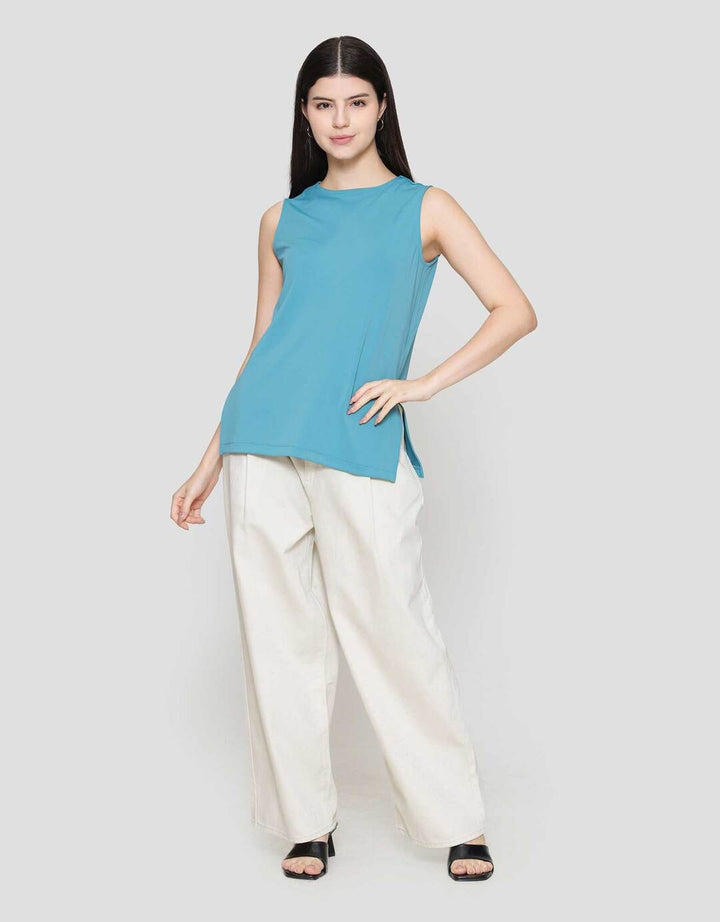 Suko Sleevele With Side Slit Kaos Wanita
