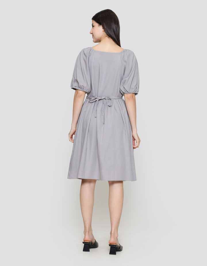 Suko Gaun Balon Wanita