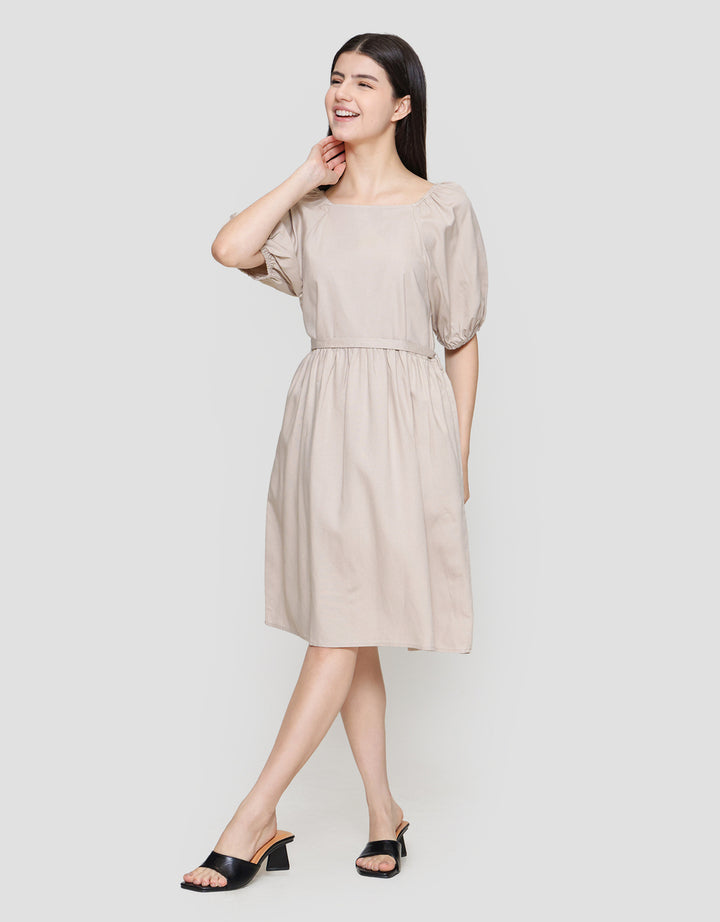 Suko Gaun Balon Wanita