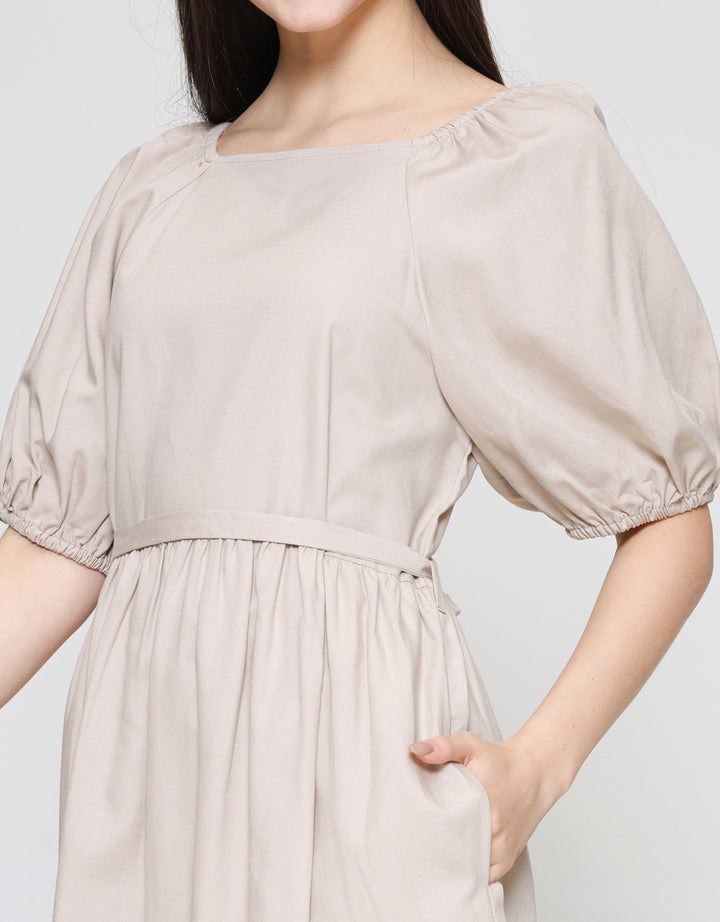 Suko Gaun Balon Wanita