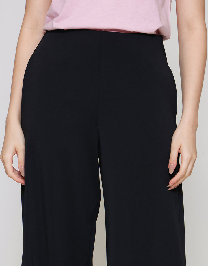 Suko Relax Knit Wide Leg Celana Panjang Wanita