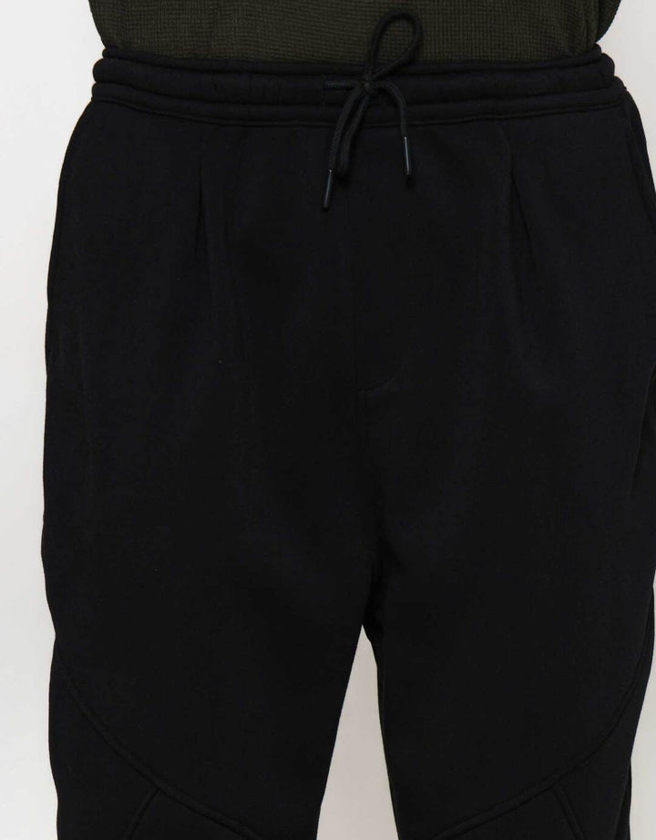 Nevada Knit Baggy Cut And Sewn Celana Panjang Pria