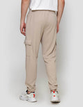 Nevada Knit Cargo With Texture Fabric Celana Panjang Pria