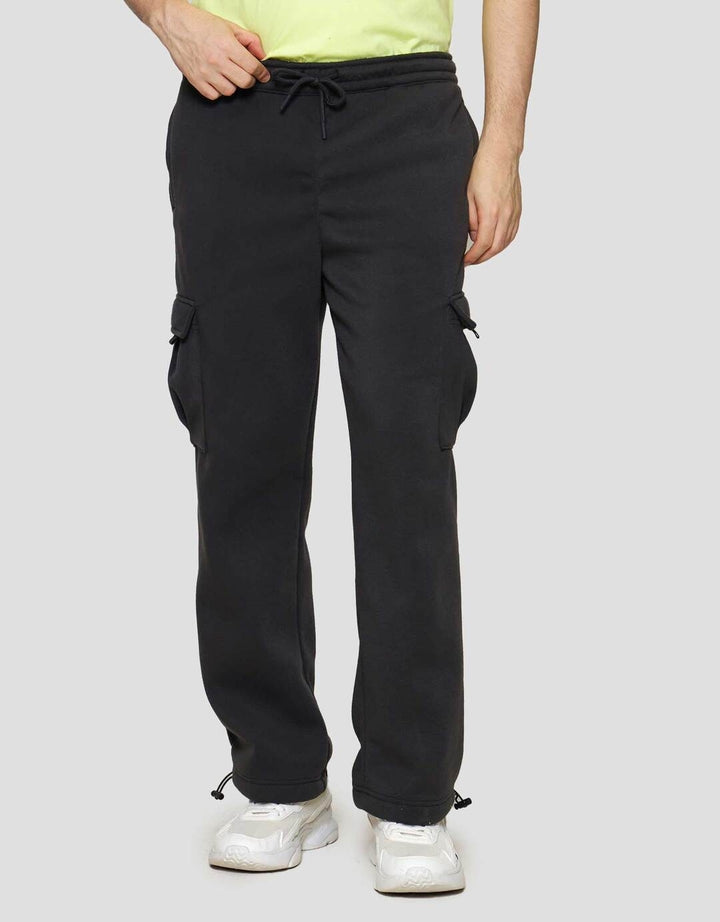 Nevada Loose With Two Cargo Pocket Celana Panjang Pria