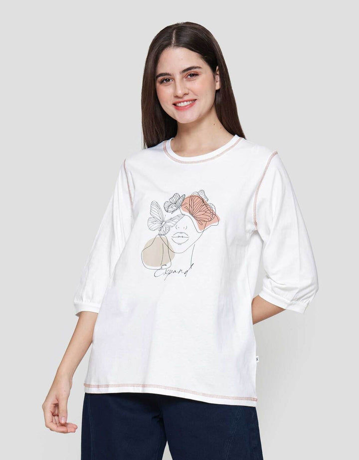 Expand Zaffira Kaos Wanita