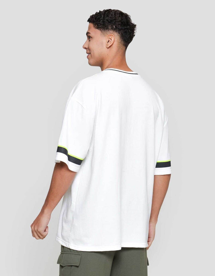 Disney Os Pizza Planet Kaos Pria