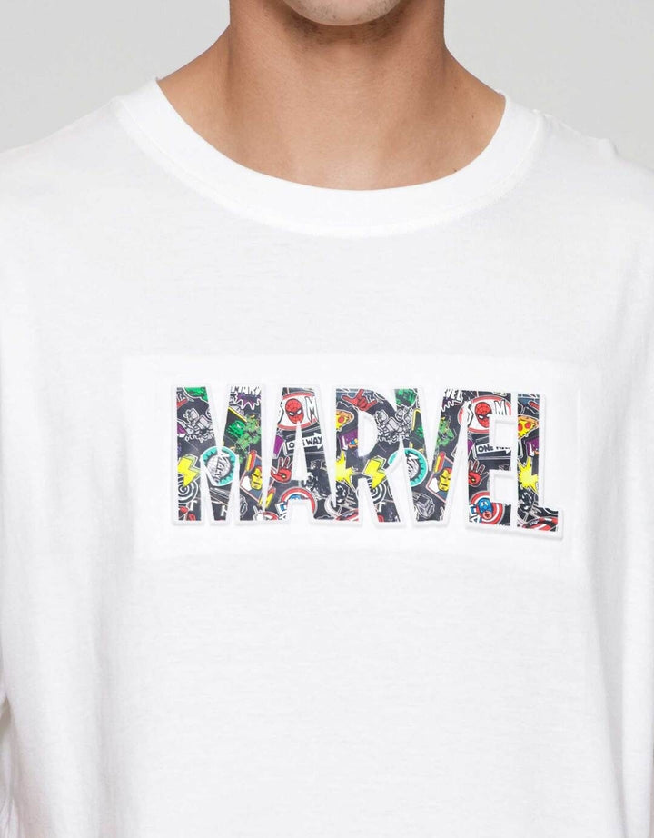 Marvel Wording Emboss Kaos Pria