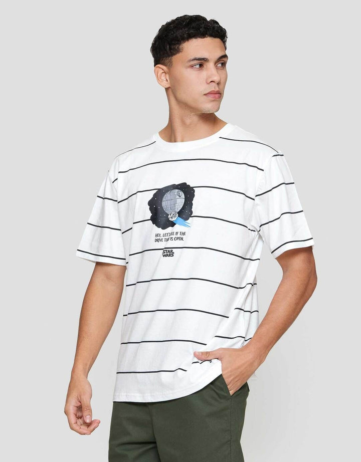 Star Wars Stripes Millenium Falcon Death Star Drive Thru Kaos Pria