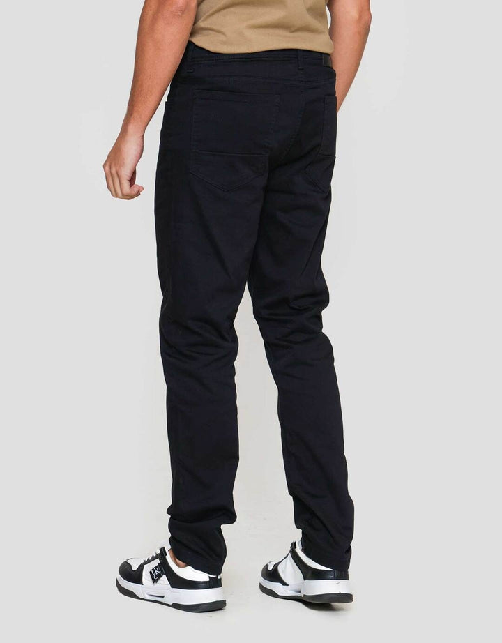 Nevada Woven 5 Pocket Dobby Celana Panjang Pria