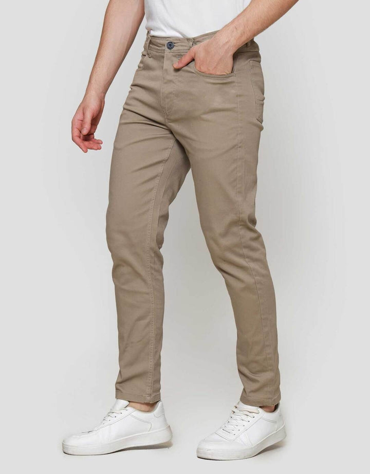 Nevada Woven 5 Pocket Dobby Celana Panjang Pria