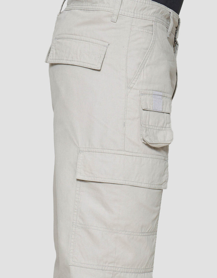 Nevada Loose Fit Multiple Pocket Celana Panjang Cargo Pria
