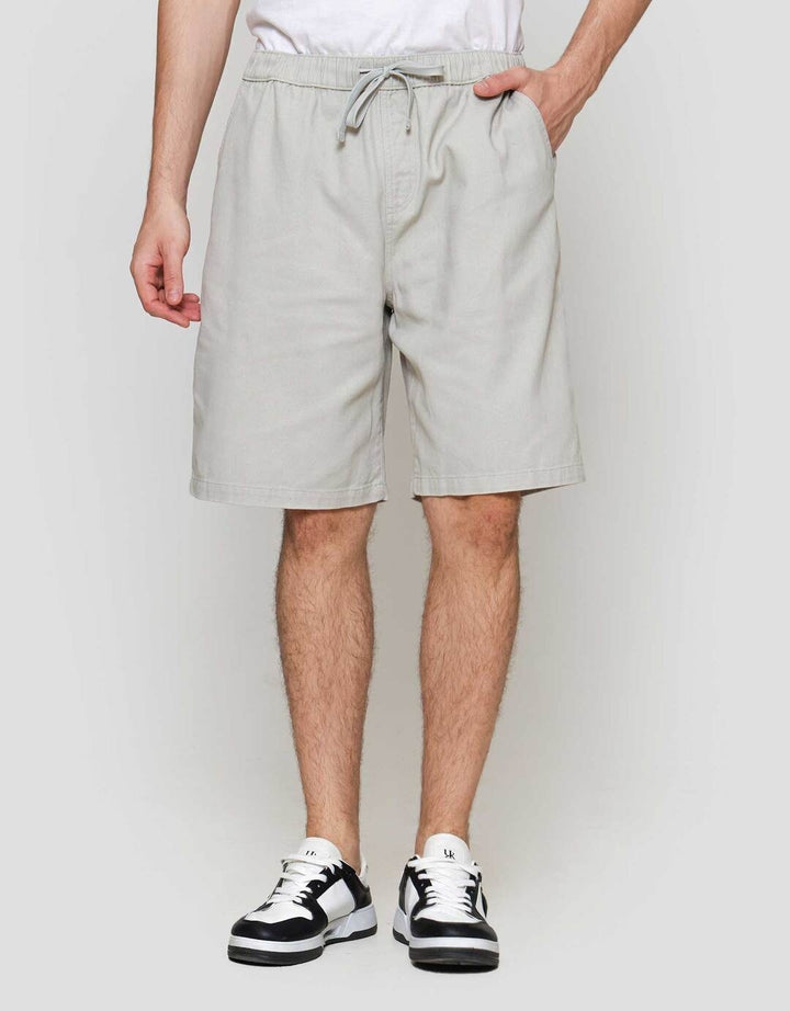 Nevada Woven Basic Big Twill Celana Pendek Pria