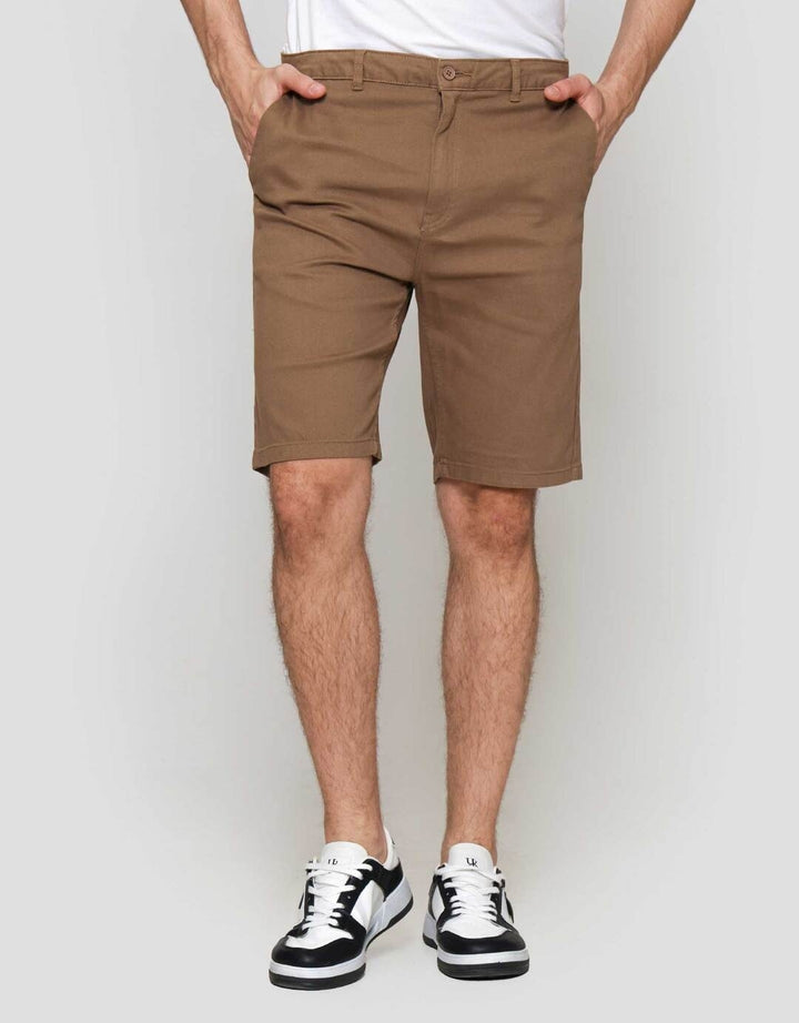 Nevada Woven Slim Fit Celana Pendek Chinos Pria