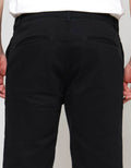 Nevada Woven Celana Chinos Slim Pria