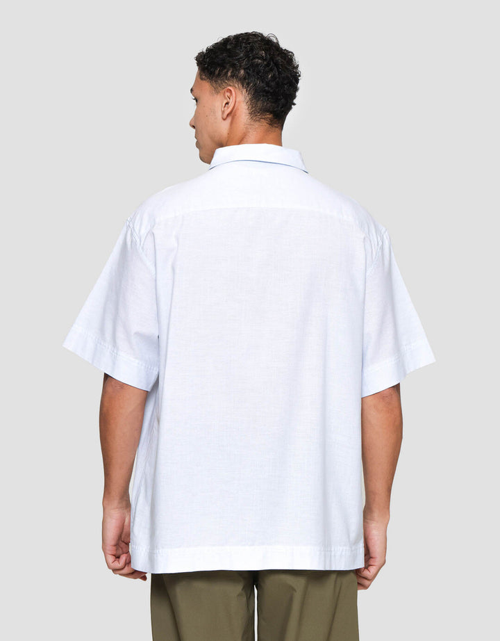 Suko Oversized Linen Non Pocket Solid Kemeja Lengan Pendek Pria