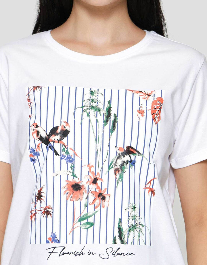 Connexion Print Flowers Bird Kaos Wanita