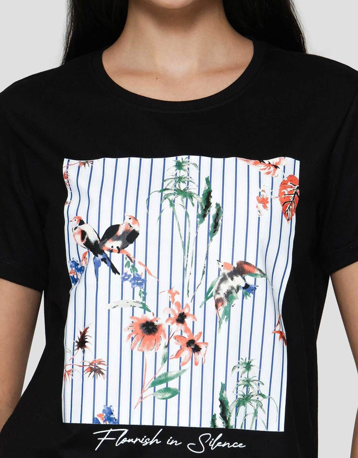 Connexion Print Flowers Bird Kaos Wanita