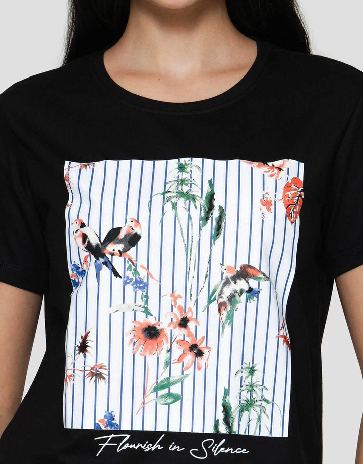 Connexion Print Flowers Bird Kaos Wanita