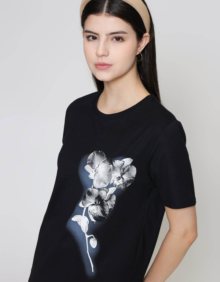 ZES Regular Single Flower Print Kaos Wanita CRLVT031