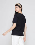 ZES Regular Face Silhouette Foil Tee Kaos Wanita CRLVT044