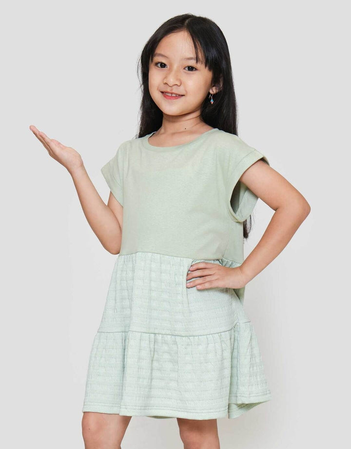 Little M Tier Tekstur Midi Dress Anak Perempuan