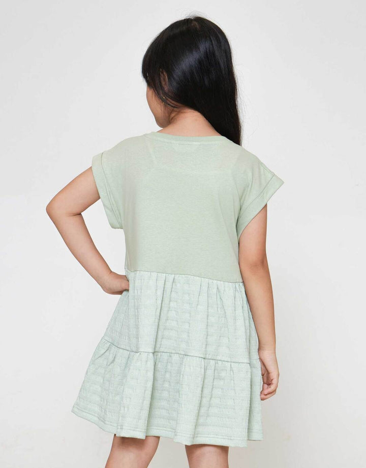 Little M Tier Tekstur Midi Dress Anak Perempuan
