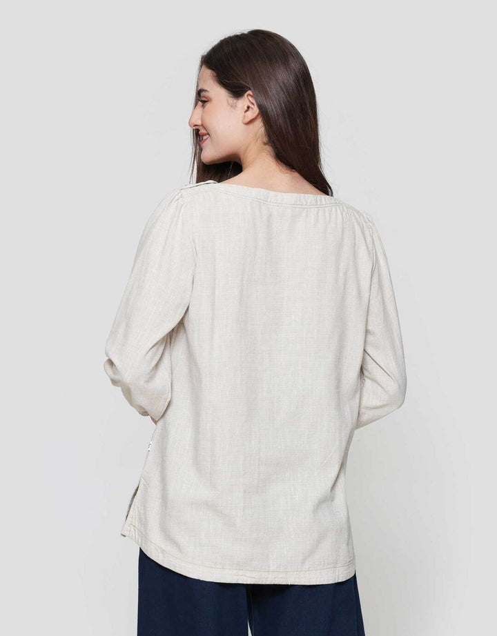 Expand Cherie Blouse Wanita