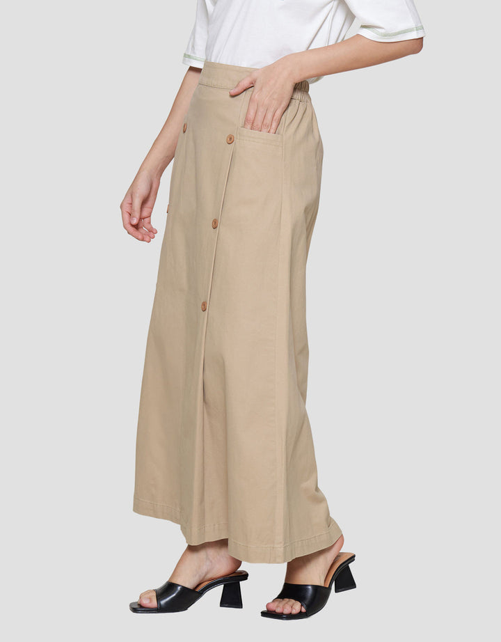 Exit Syla Rok Wanita