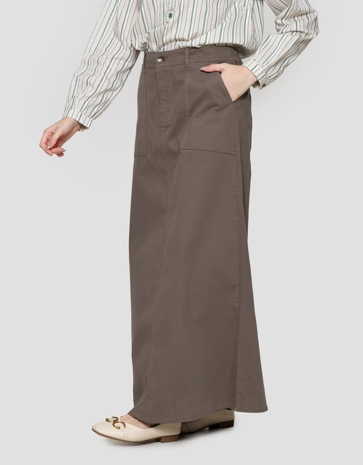 Expand Wevila Rok Wanita