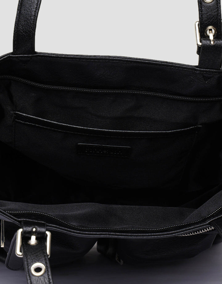 Connexion Pocket Shoulder Bag Wanita