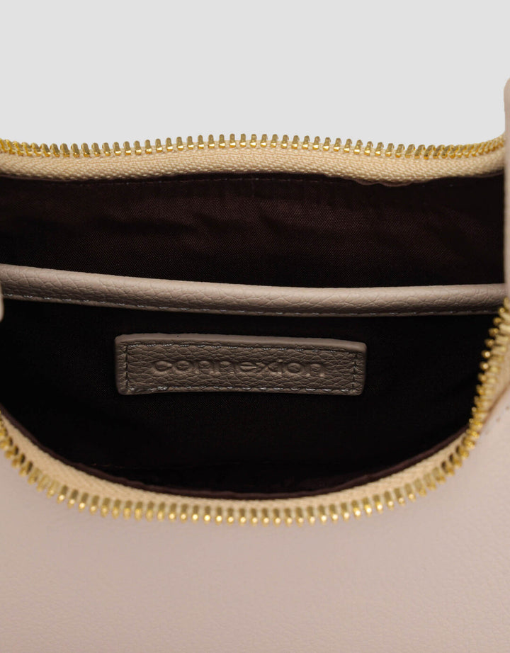 Connexion Circle Handbag Wanita