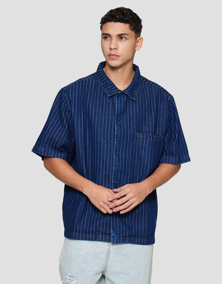 Nevada Plain Stripe Boxy Oversize With Pocket Kemeja Denim Pria