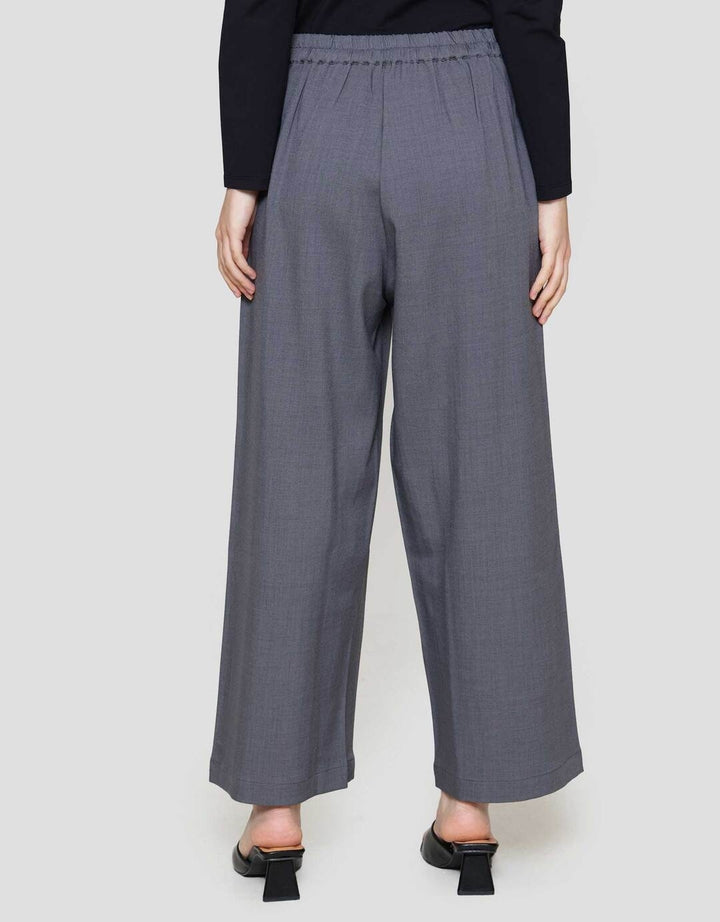 Nevada Wide Leg Pleats Celana Panjang Wanita