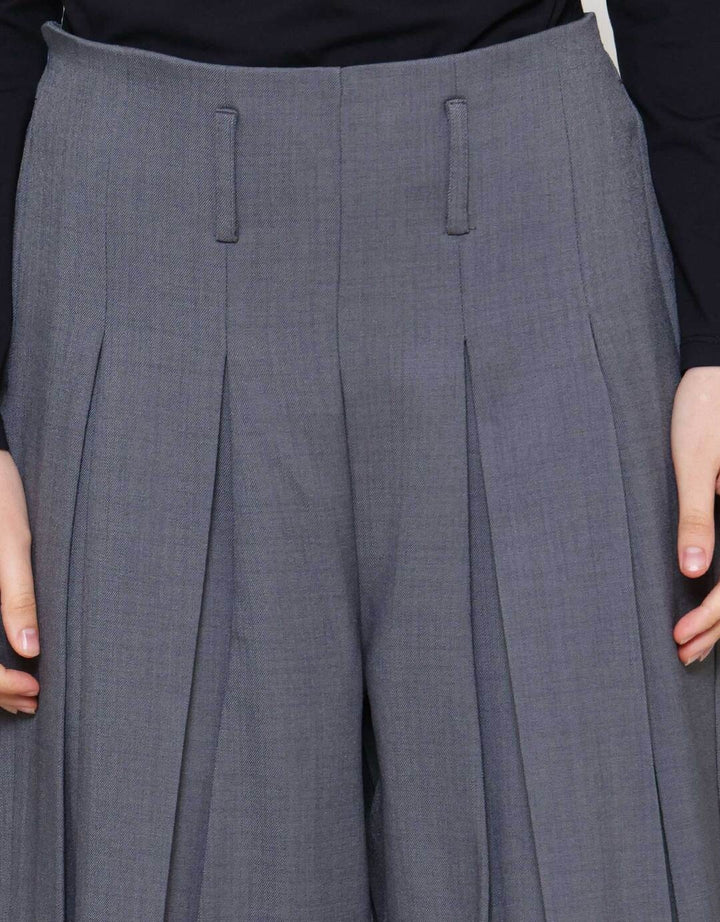 Nevada Wide Leg Pleats Celana Panjang Wanita