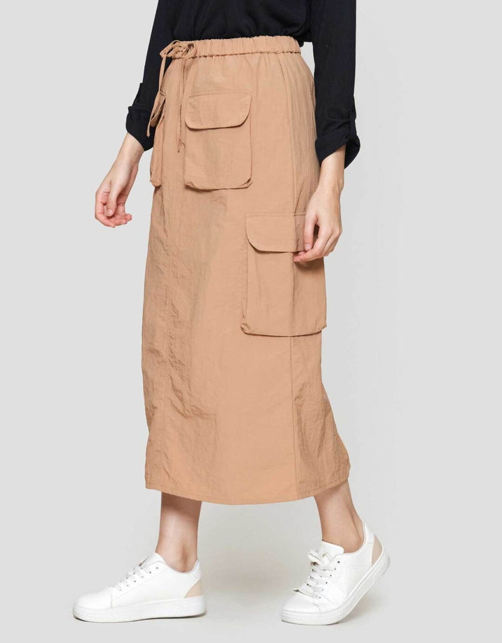 Nevada Patch Pocket Cargo Rok Panjang Wanita