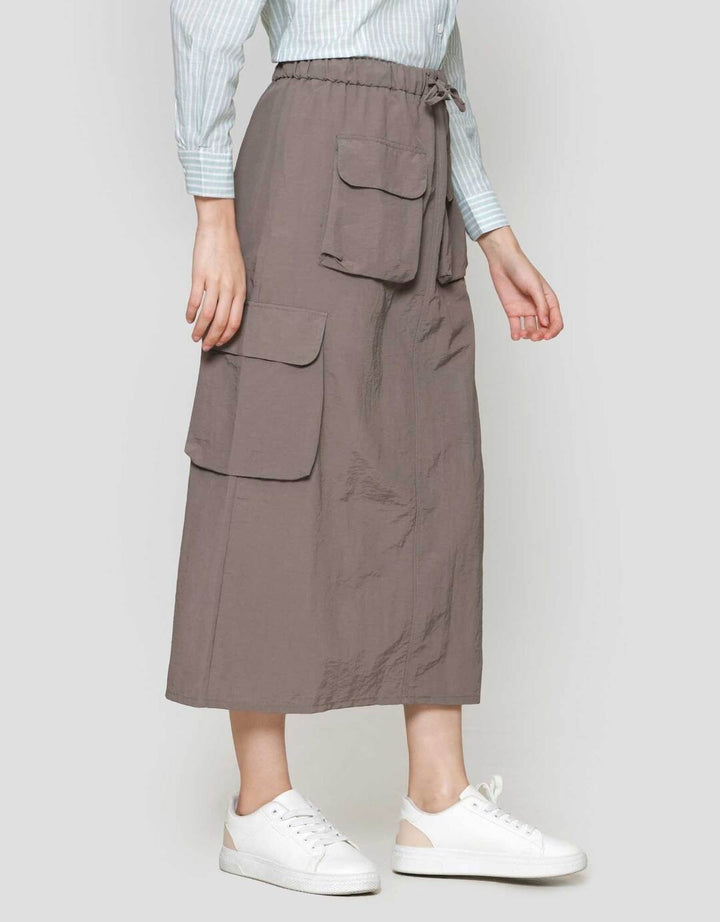 Nevada Patch Pocket Cargo Rok Panjang Wanita