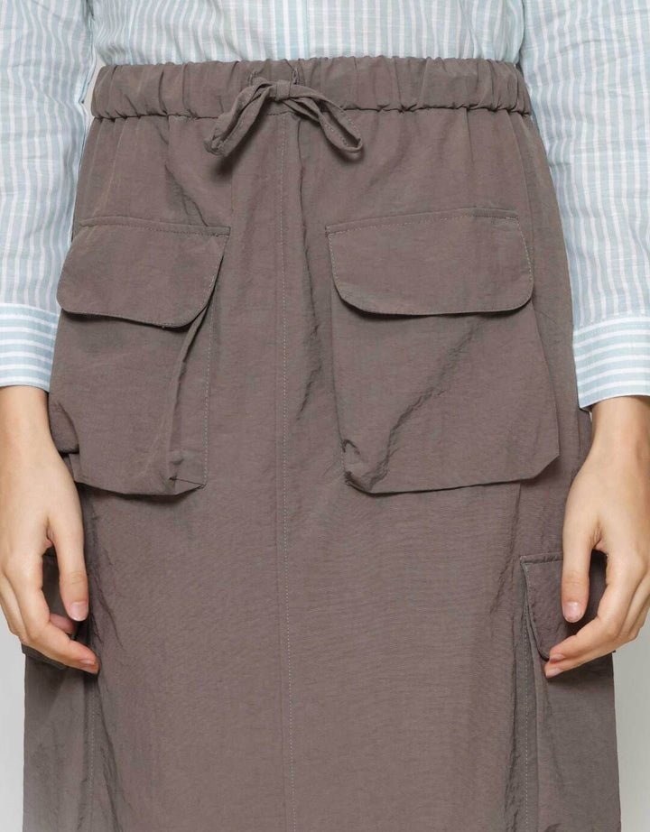 Nevada Patch Pocket Cargo Rok Panjang Wanita